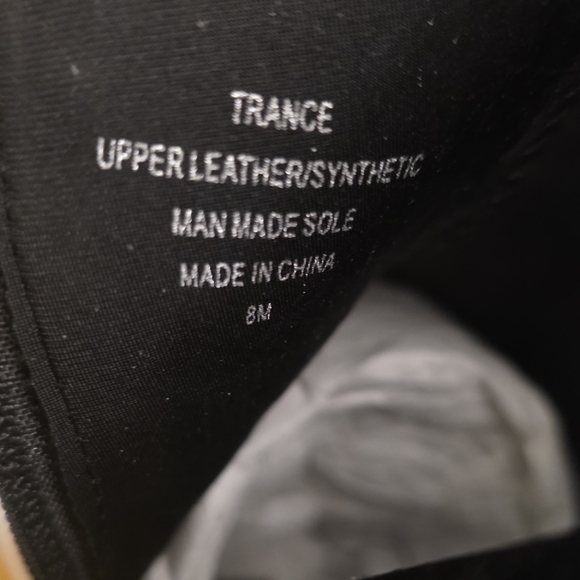 NWOT JEFFREY CAMPBELL Patent Platform Boots Size 8M - Picture 8 of 12